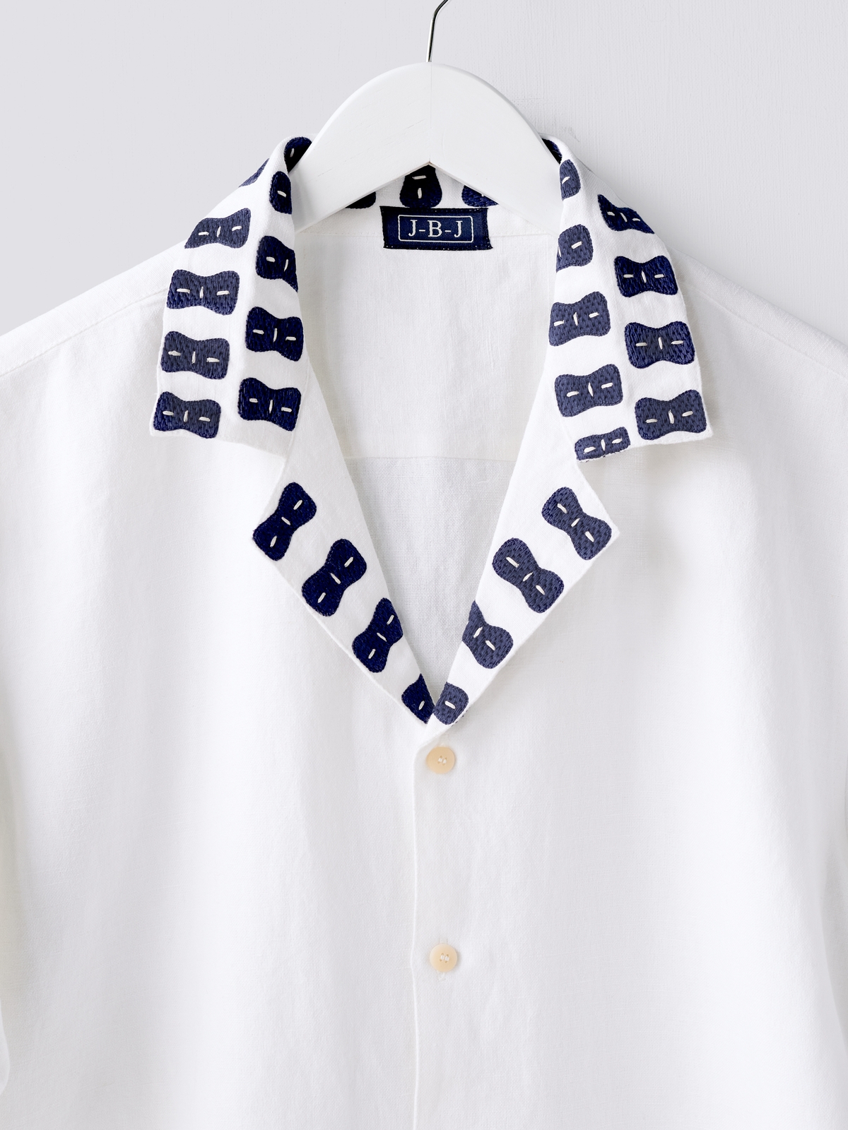 Annato White