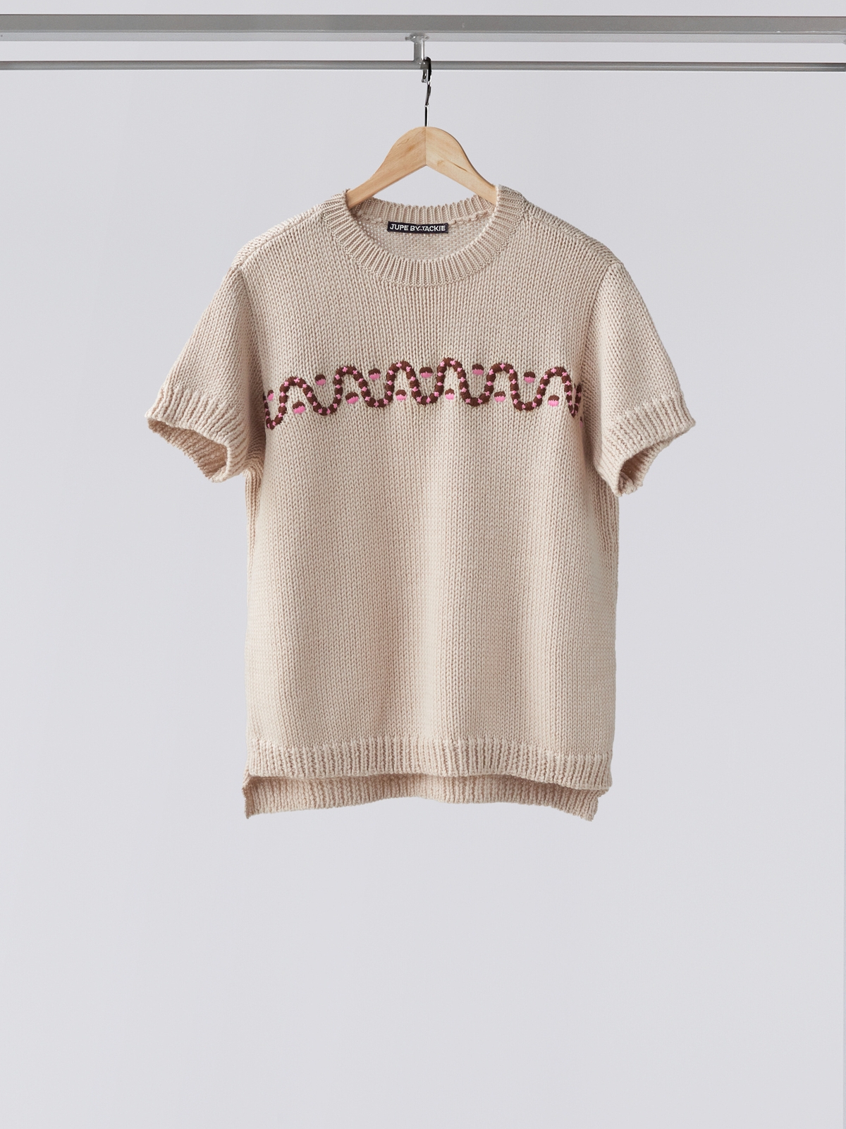 Alker Beige