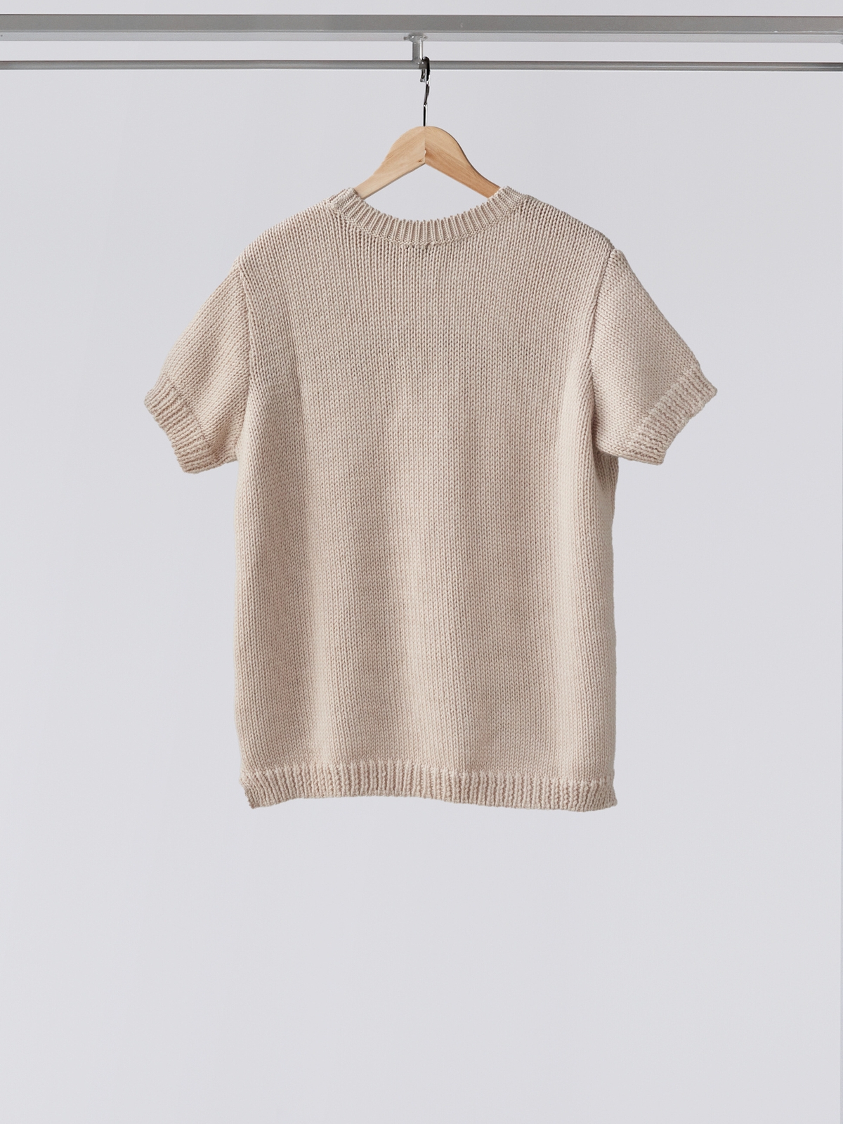 Alker Beige