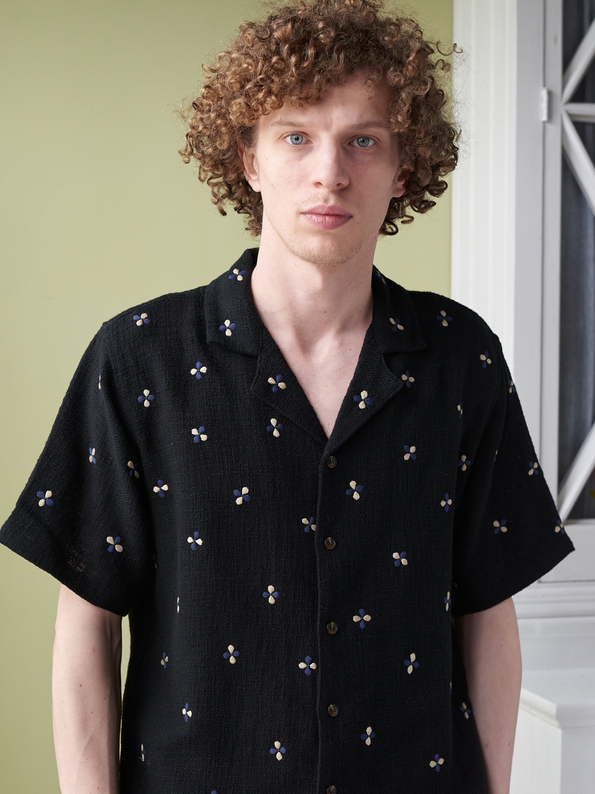Tripo Black
